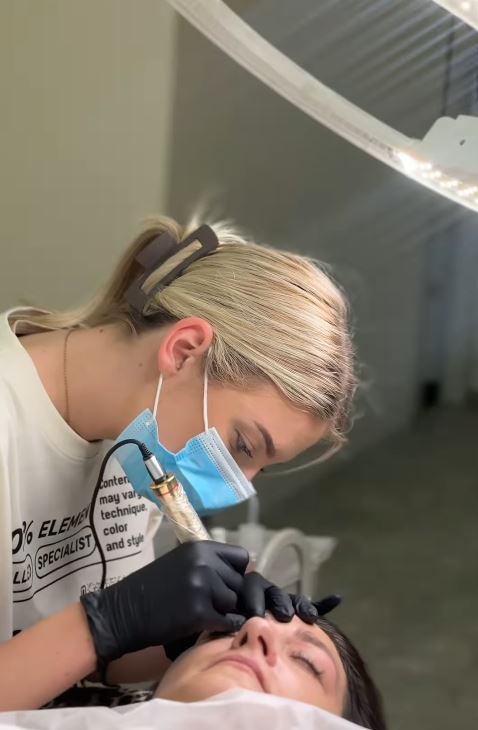 Sculptirani konture lica